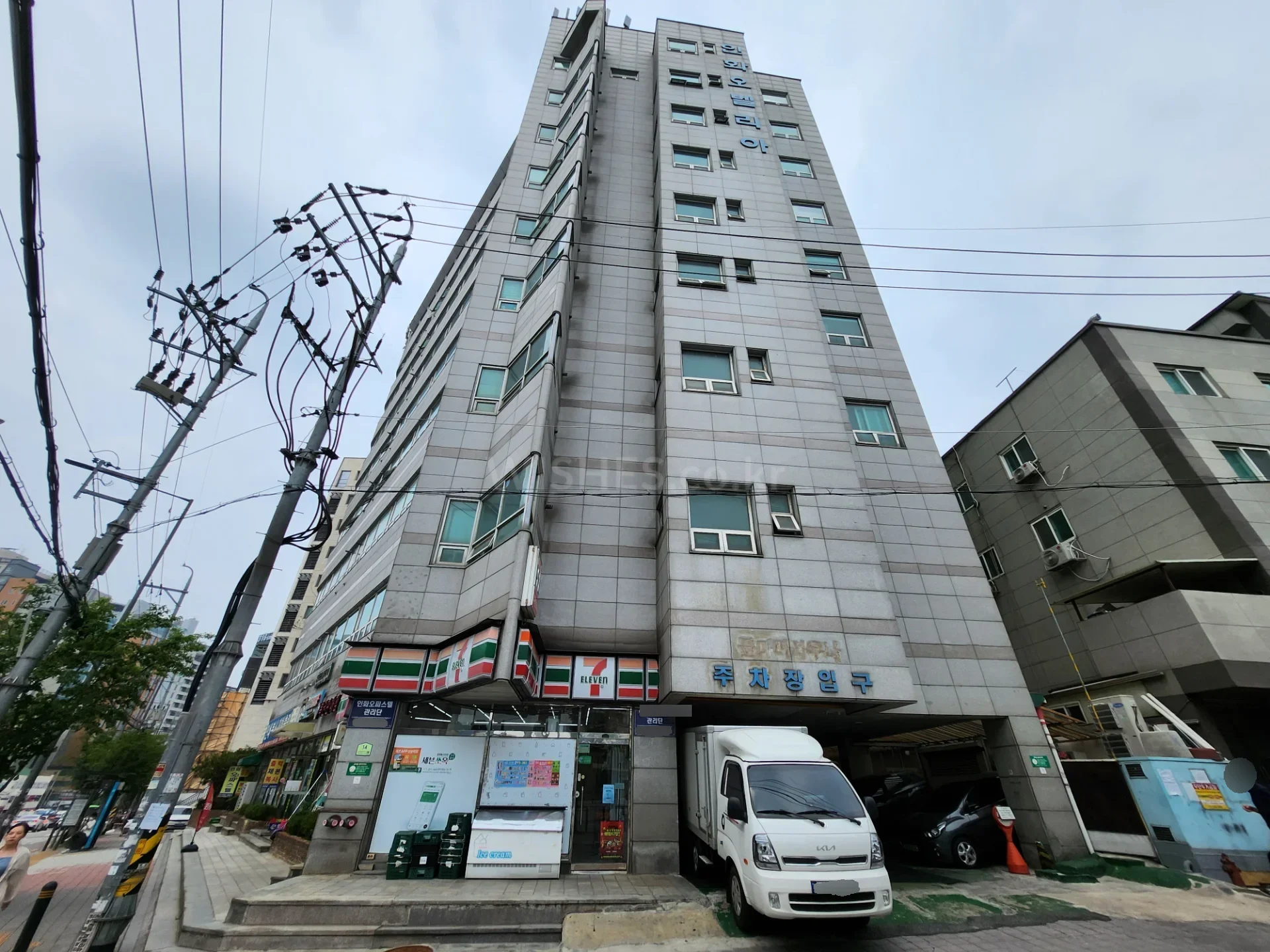 가리봉동 6.9평 상가 월세 500/40만원 · 1층 가산디지털단지역