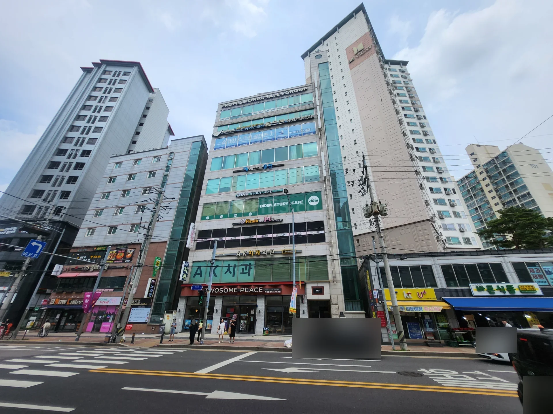 구로동 89.9평 상가 월세 5,000/320만원 · 엘리베이터 구로역