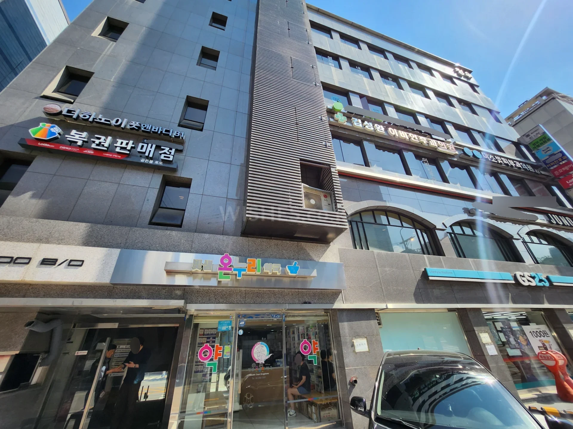 서초동 55평 상가 월세 1억 5,000/670만원 · 엘리베이터 교대역