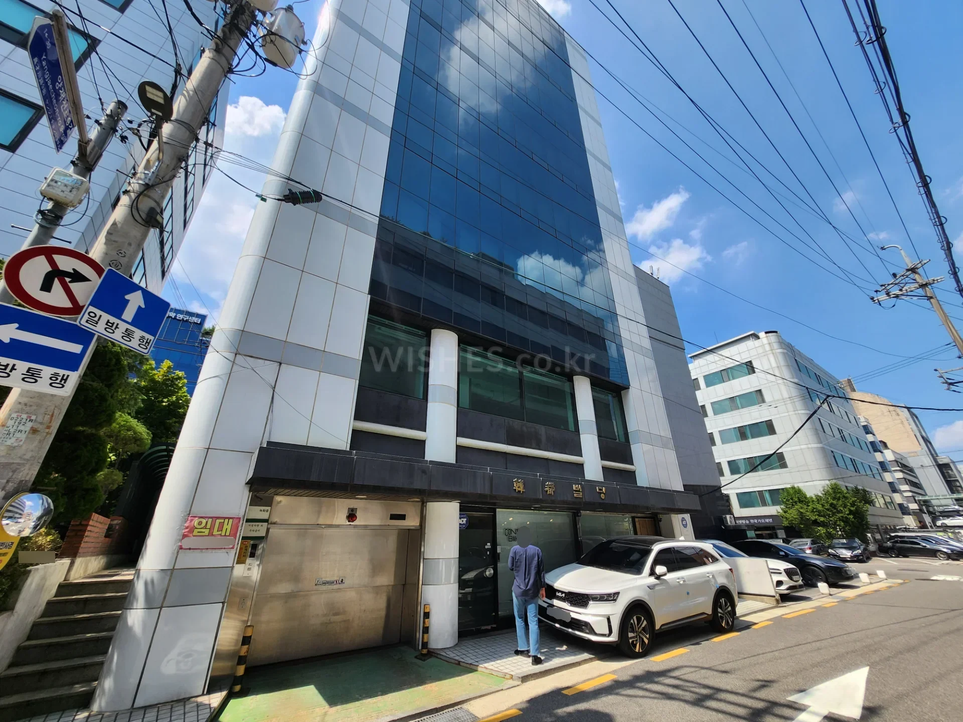 양재동 30평 사무실 월세 4,000/270만원 · 엘리베이터 양재시민의숲역