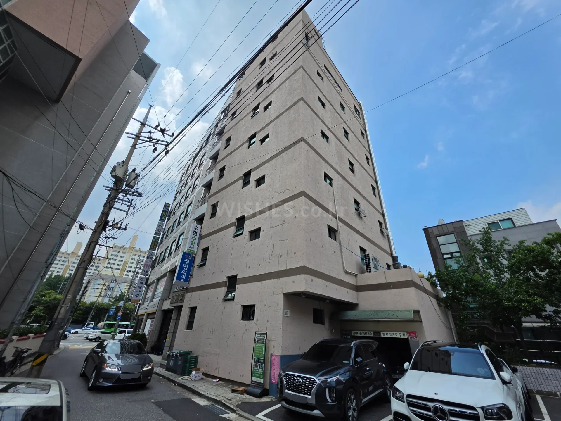 신길동 상가 매매 150억 · 보라매공원역 매물 사진 2